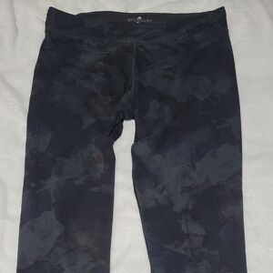 5/$20**Adidas Large Climalight Black And Gray Ankle Length Leggings